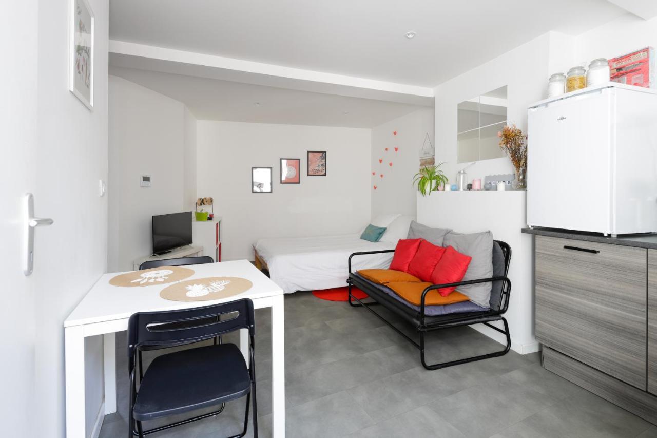 Charmant Studio, Au Coeur De La Ville De 리옴 외부 사진