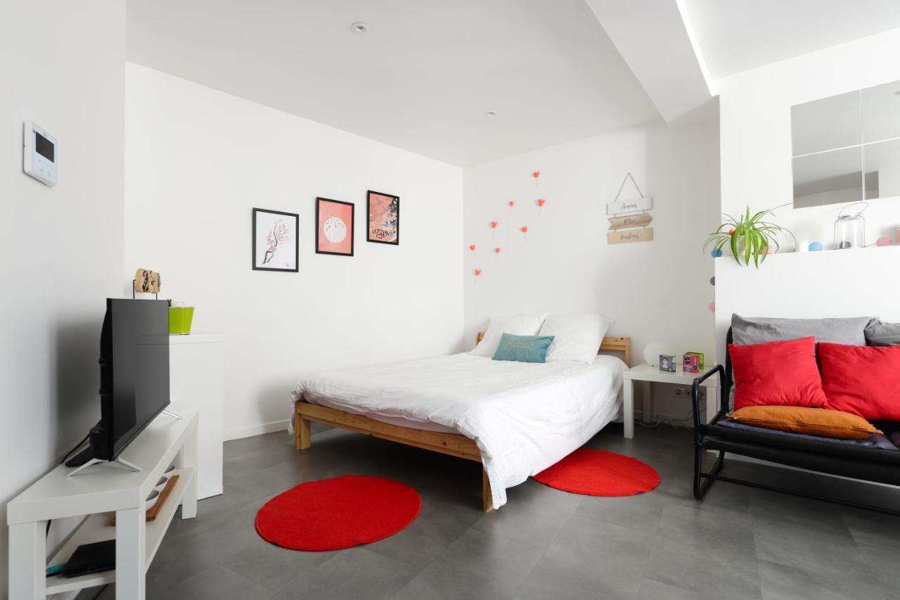 Charmant Studio, Au Coeur De La Ville De 리옴 외부 사진